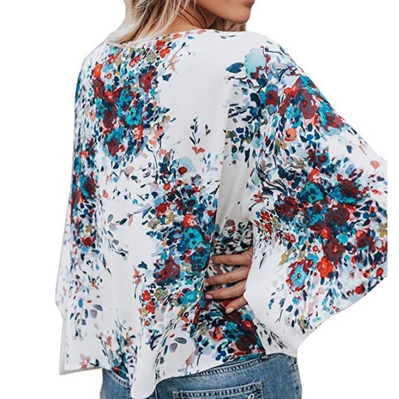 Beautiful woman floral blouse batwing sleeve top - Picture 4 of 6